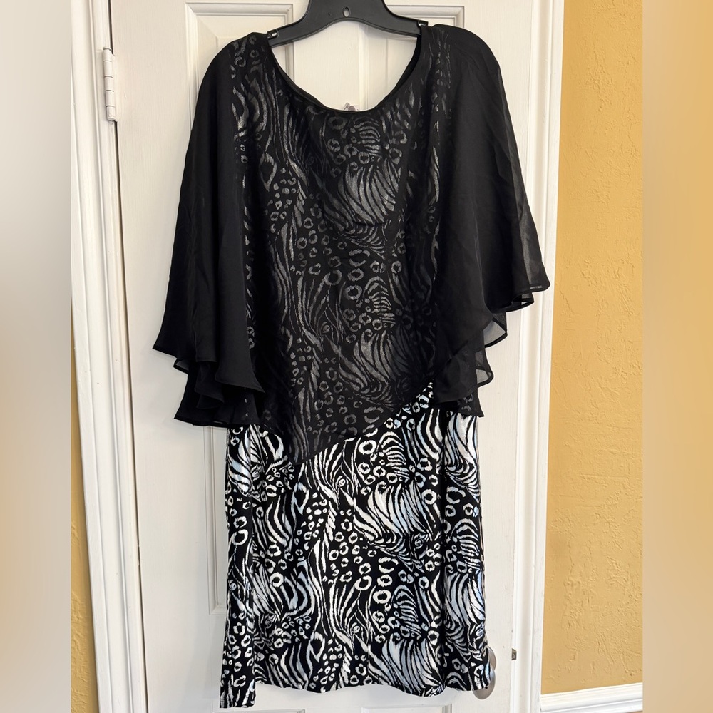 NY Collection Woman Black and Silver Patterned Dress sz 2X